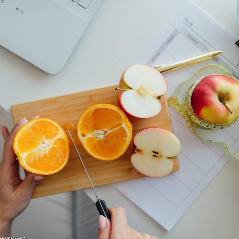 Plan nutricional mensual con seguimiento